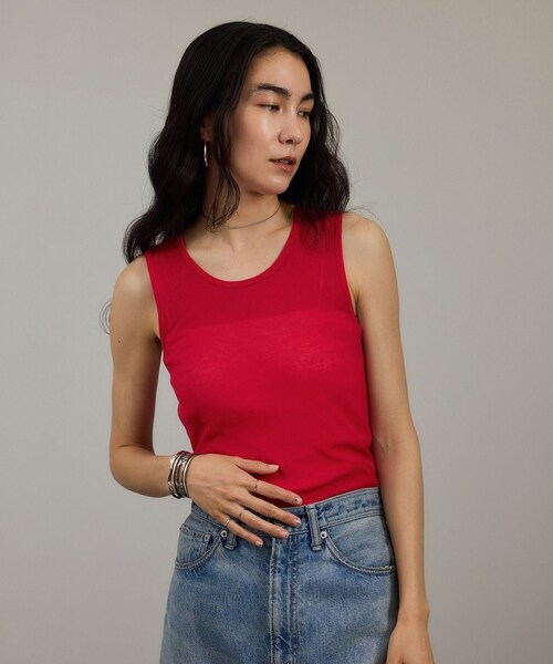 ADAM ET ROPE'（アダムエロペ）の「nu=layerスクープネックタンクトップ（タンクトップ・レディース・ブラック/ライトグレー/ホワイト/レッド・F）」の4枚目の写真