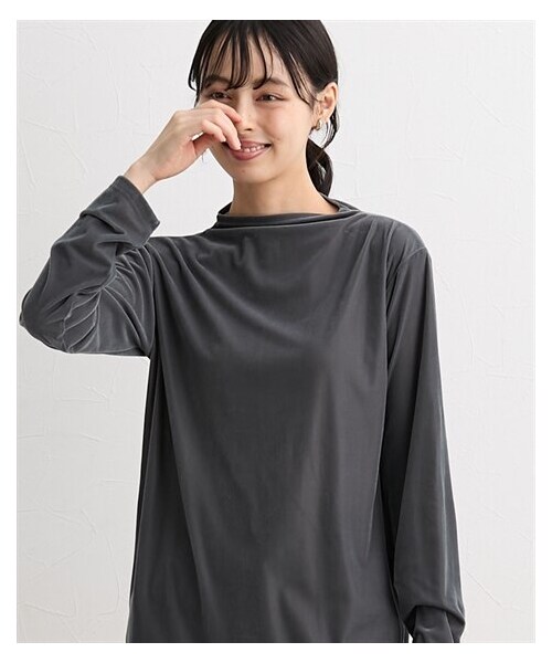 nissen（ニッセン）の「シアーベロアボトルネックトップス＜大きいサイズ有＞（Tシャツ/カットソー・レディース・アイボリー/モカ/チャコールグレー/ダスティブルー/黒・S/M/L/LL/3L/4L/5L/6L/ドロップ8L/ドロップ10L）」の4枚目の写真