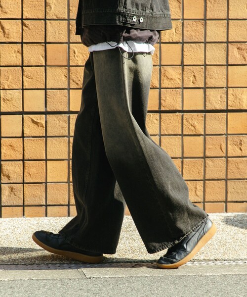 SENSE OF PLACE by URBAN RESEARCH（センスオブプレイスバイアーバンリサーチ）の「『ユニセックス』ヴィンテージライクデニムワイドパンツ（デニムパンツ・メンズ・D.INDIGO/BLACK・M/L）」の14枚目の写真