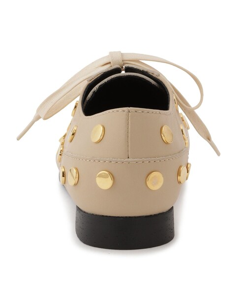 ADAM ET ROPE'（アダムエロペ）の「【LACADE（ラカド）】RENJI / STUDS ALL OVER（ドレスシューズ・レディース・ベージュ・36.0/37.0/38.0）」の6枚目の写真