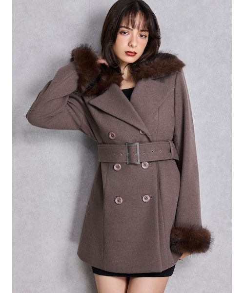 GYDA（ジェイダ）の「ベルト付きタイトファーコート（ダウンジャケット/コート・レディース・ブラック/ブラウン・F）」の5枚目の写真