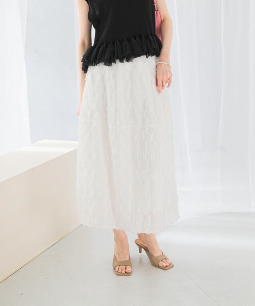 URBAN RESEARCH ROSSO（アーバンリサーチロッソ）の「ジャガードコクーンスカート（スカート・レディース・WHITE/BLACK・36/38）」の14枚目の写真