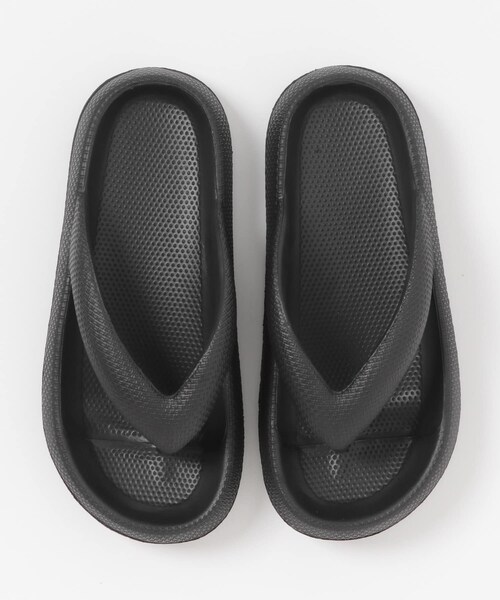 SENSE OF PLACE by URBAN RESEARCH（センスオブプレイスバイアーバンリサーチ）の「『WEB限定』トングクッションサンダル（サンダル・レディース・BLACK・24/25）」の11枚目の写真