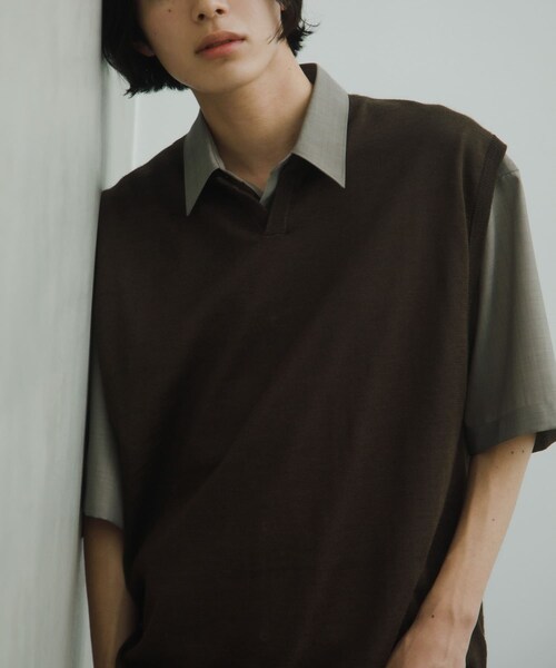 URBAN RESEARCH DOORS(アーバンリサーチドアーズ)の「Ramie High Gauge KnitVest(ベスト・メンズ・BROWN/CHARCOAL・M/L)」の16枚目の写真