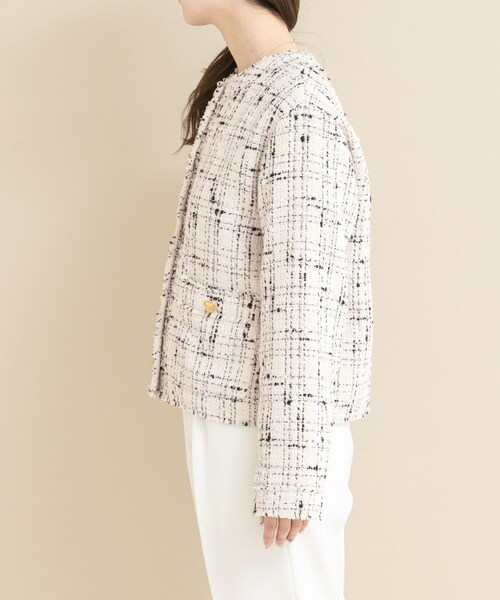 URBAN RESEARCH ROSSO（アーバンリサーチロッソ）の「『WEB限定』ツイードノーカラージャケット（ノーカラージャケット・レディース・OFF/BLACK・Free）」の13枚目の写真