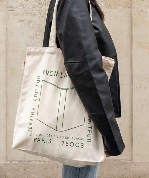 bonjour records（ボンジュールレコーズ）の「Yvon Lambert(イヴォン・ランベール) & Nigel Peake(ナイジェル・ピーク) Tote Bag (Book)（トートバッグ・レディース・ホワイト・F）」の3枚目の写真