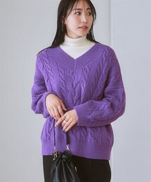 nissen | ケーブル編みVネックニット(ふんわりモチモチ素材)(ニット/セーター)