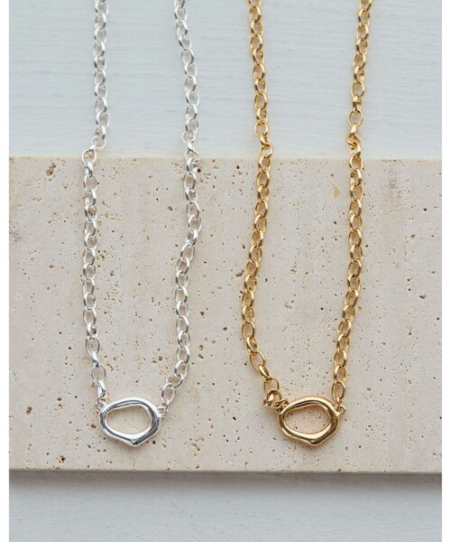 VIS(ビス)の「リングトップチェーンネックレス(ネックレス・レディース・ゴールド/シルバー・F)」の8枚目の写真