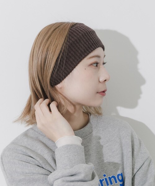 SMELLY（スメリー）の「リブニットワイドヘアバンド（ヘアバンド・レディース・BLK/DBR・-）」の11枚目の写真