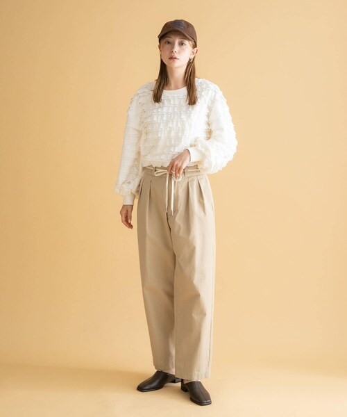 URBAN RESEARCH Sonny Label（アーバンリサーチサニーレーベル）の「3/2WORKS ツータックチノパンツ（チノパンツ・レディース・BEIGE/NAVY・S/M/L）」の17枚目の写真
