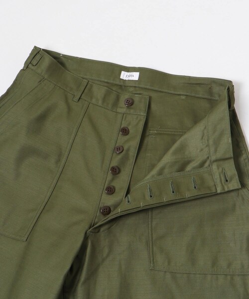 URBAN RESEARCH(アーバンリサーチ)の「『別注』CIOTA×URBAN RESEARCH Baker Pants(Baggy)(チノパンツ・メンズ・Dark Olive・4/5/6)」の10枚目の写真