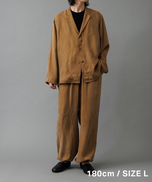 ADAM ET ROPE'（アダムエロペ）の「キュプラビスコース ワイドイージーパンツ  / セットアップ対応（その他パンツ・メンズ・ブラック系/スミクロ/キャメル系/カーキ・L/M）」の19枚目の写真