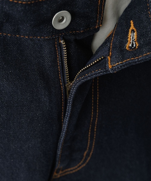 ADAM ET ROPE'(アダムエロペ)の「13oz デニムストレートスラックス / ADAM ET ROPE' JEANS(デニムパンツ・メンズ・ブラック系/ネイビー・L/M/S/XL)」の16枚目の写真