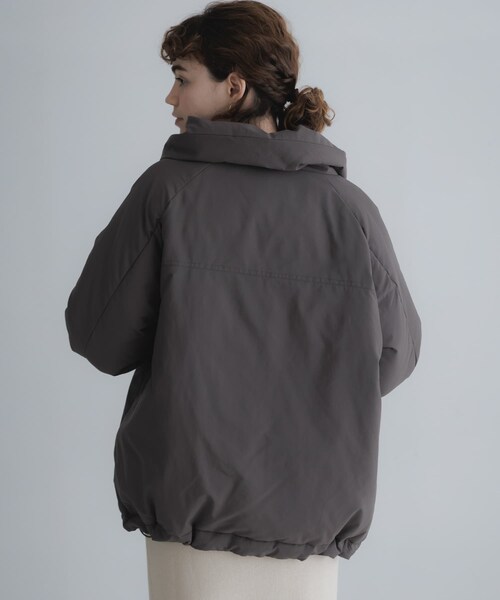 URBAN RESEARCH Sonny Label（アーバンリサーチサニーレーベル）の「撥水ビッグカラーダウンコート（その他アウター・レディース・ブラック/チャコール/ブラウン・Free）」の18枚目の写真