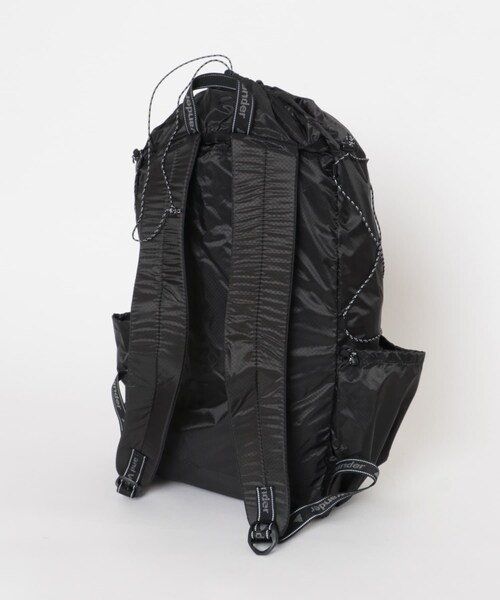 EKAL（エカル）の「and wander　sil daypack（バックパック/リュック・メンズ・Black/Gray/D.Orange・one）」の6枚目の写真