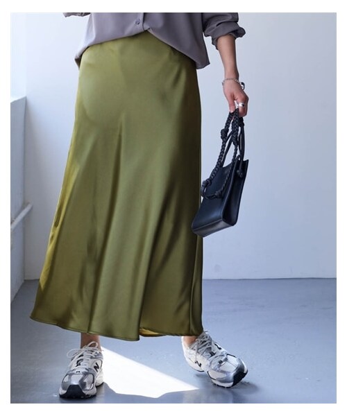 nissen（ニッセン）の「＜大きいサイズ＞サテンAラインスカート（防しわ）（スカート・レディース・ラテピンク/グレージュ/ネイビー/カーキ・L/LL/3L/4L/5L/6L/8L/10L）」の5枚目の写真