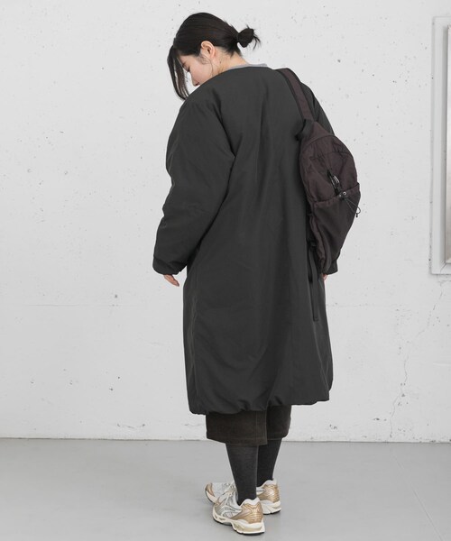 EKAL（エカル）の「『UR TECH』中綿 ノーカラーコート（その他アウター・レディース・ダークブラウン/モカ/チャコール・one）」の10枚目の写真