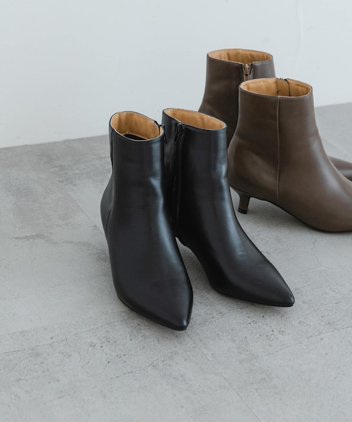 URBAN RESEARCH(アーバンリサーチ)の「ポインテッドトゥブーツ(ブーツ・レディース・BLACK/BROWN・23.5/24/24.5/25)」の3枚目の写真