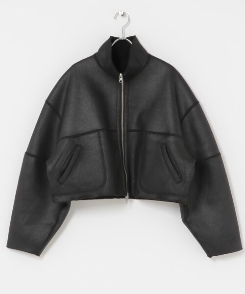 KBF（ケイビーエフ）の「リバーシブルボアジャケット（テーラードジャケット・レディース・BEIGE/BLACK・One）」の12枚目の写真