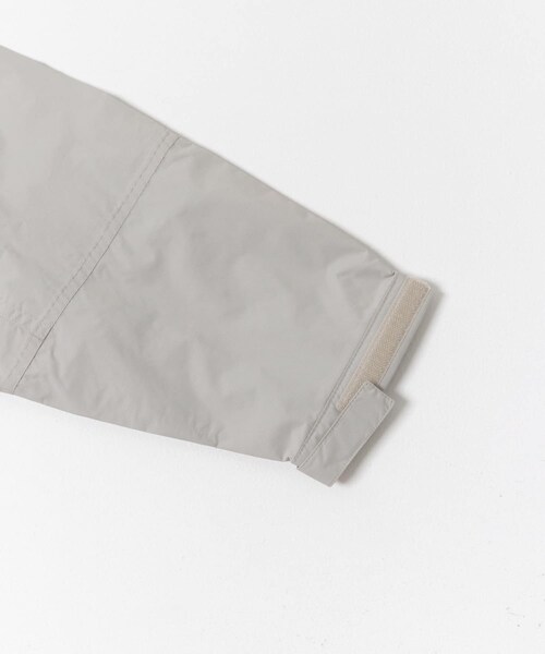 URBAN RESEARCH DOORS（アーバンリサーチドアーズ）の「THE NORTH FACE　HYDRENA RAIN PONCHO（レインコート/ポンチョ・レディース・FIアイボリー/CKカーキ/Kブラック・One）」の6枚目の写真