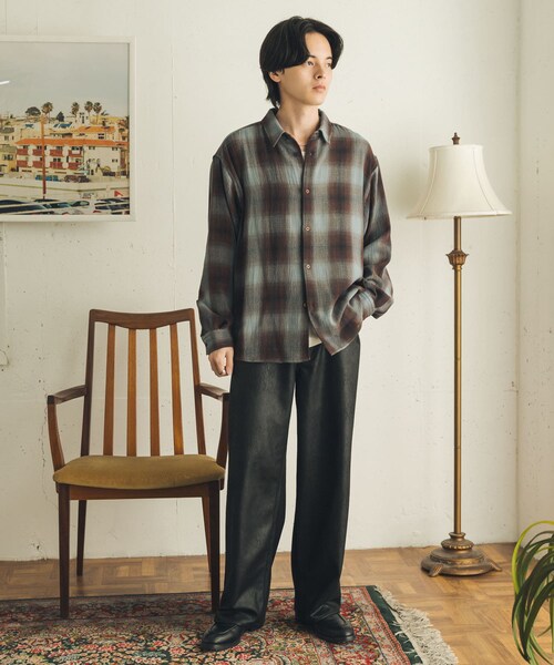 SENSE OF PLACE by URBAN RESEARCH（センスオブプレイスバイアーバンリサーチ）の「フェイクスエードストレートパンツ（その他パンツ・メンズ・BLACK/BROWN・M/L）」の8枚目の写真