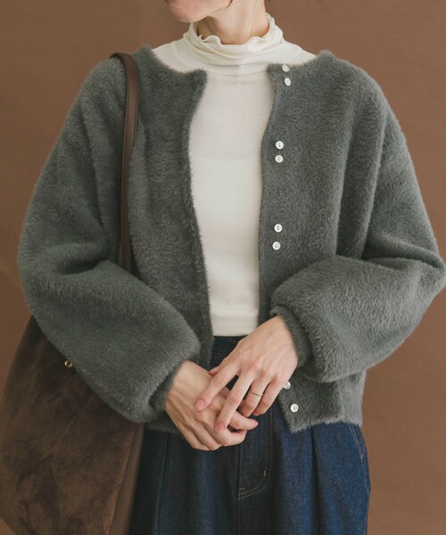 ITEMS URBANRESEARCH（アイテムズ アーバンリサーチ）の「リブタートルネックカットソー（Tシャツ/カットソー・レディース・OFF/BLK/MTD・FREE）」の6枚目の写真