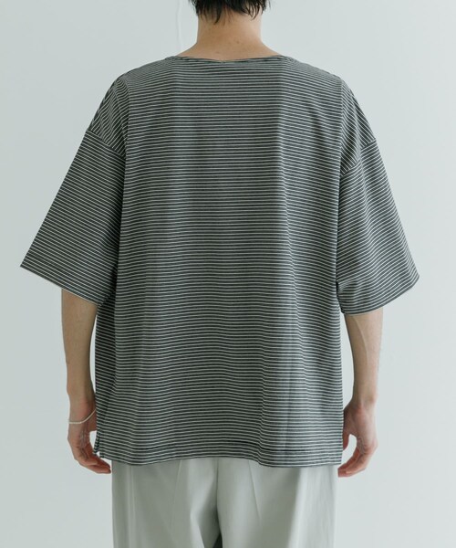 URBAN RESEARCH（アーバンリサーチ）の「YLEVE　OPEN END COTTON T-SHIRTS（Tシャツ/カットソー・メンズ・011 BORDER・4/5）」の8枚目の写真