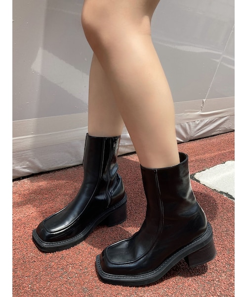 EMODA（エモダ）の「ラインショートブーツ（ブーツ・レディース・アイボリー/ブラウン/ブラック・M/S/L）」の17枚目の写真