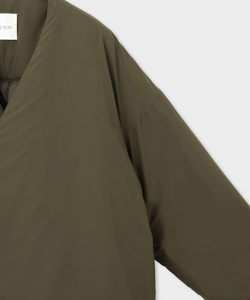 ROPE'（ロペ）の「【一部店舗限定】【REALM（レルム）】NYLON PUFFY SHORT COAT｜コート（ナイロンジャケット・レディース・ブラック/カーキ・38）」の20枚目の写真