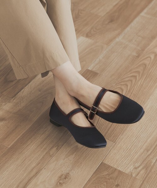 URBAN RESEARCH DOORS（アーバンリサーチドアーズ）の「サテンメリージェーン（パンプス・レディース・BLACK/NAVY・36/37/38）」の17枚目の写真