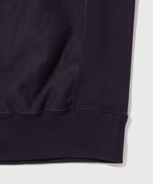 ADAM ET ROPE'（アダムエロペ）の「【blurhmsROOTSTOCK】Soft&Hard Sweat Crew-Neck P/O（スウェット・メンズ・ライトグレー/パープル・2/3）」の9枚目の写真