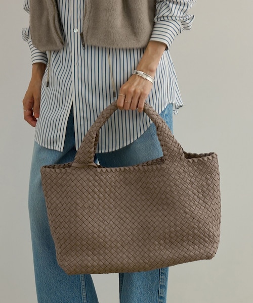 ADAM ET ROPE'(アダムエロペ)の「【J'aDoRe・一部店舗限定】【FALORNI(ファロルニ)】トートバッグ(トートバッグ・レディース・ブラック/ダークブラウン系/ベージュ系・F)」の10枚目の写真