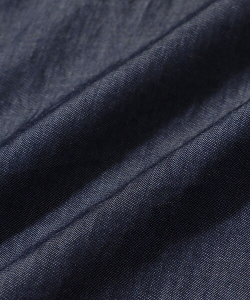 ADAM ET ROPE'（アダムエロペ）の「ライトオンスデニムシャツ ADAM ET ROPE' JEANS（シャツ/ブラウス・メンズ・ネイビー/ブルー系・L/M）」の21枚目の写真