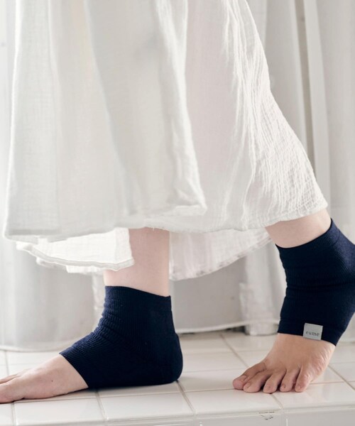 URBAN RESEARCH（アーバンリサーチ）の「eume　かかとソックス（その他アンダーウェア/インナー・レディース・ネイビー・FREE）」の4枚目の写真