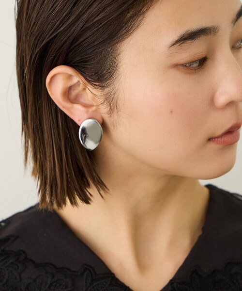 ROPE'（ロペ）の「【WEB限定】【IRIS47(イリス)】blaze earring（イヤリング・レディース・ゴールド/シルバー・F）」の4枚目の写真
