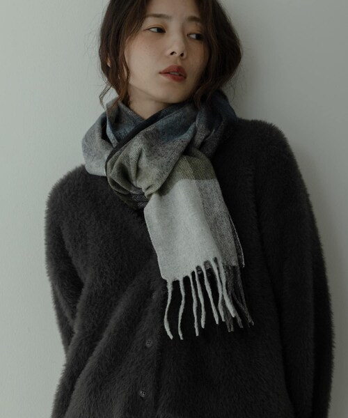 URBAN RESEARCH Sonny Label（アーバンリサーチサニーレーベル）の「ブロックチェックストール（ストール/ショール・レディース・グレー系/ベージュ系/ブラウン系・One）」の9枚目の写真