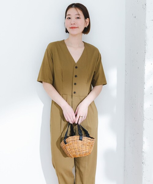 URBAN RESEARCH ROSSO（アーバンリサーチロッソ）の「F by ROSSO　ウエスト切り替えVネックオールインワン（サロペット/オーバーオール・レディース・KHAKI/GRAY・36/38）」の13枚目の写真