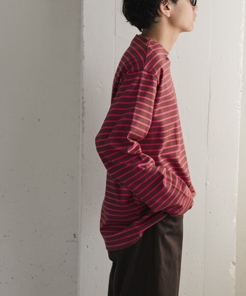 URBAN RESEARCH DOORS(アーバンリサーチドアーズ)の「FORK&SPOON ボートネックボーダー(Tシャツ/カットソー・メンズ・BRN×PNK/GRN×TUQ/YEL×PPL・4/5)」の6枚目の写真