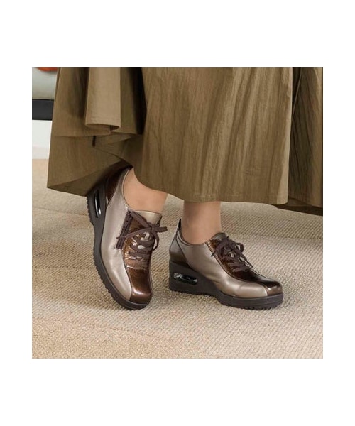 アトリエ Atelier 【3E】エアソールレースアップスニーカー