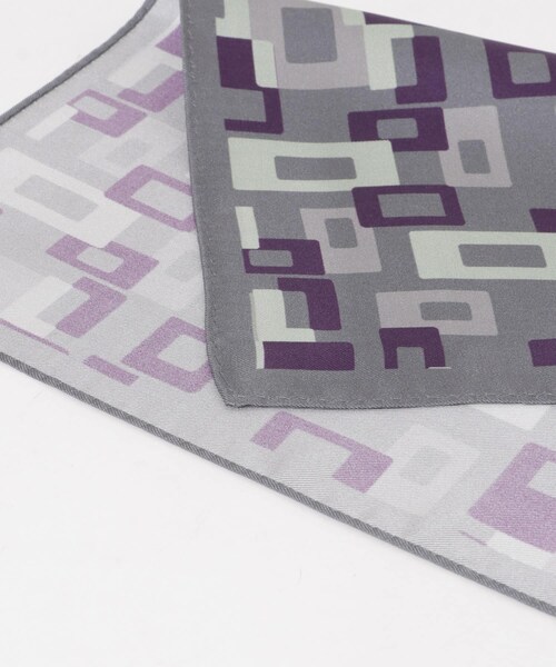 URBAN RESEARCH DOORS（アーバンリサーチドアーズ）の「LIFE STYLE TAILOR　シルクプリントチーフ（ハンカチ/ハンドタオル・メンズ・GRAY/NAVY/BROWN/GREEN・-）」の7枚目の写真