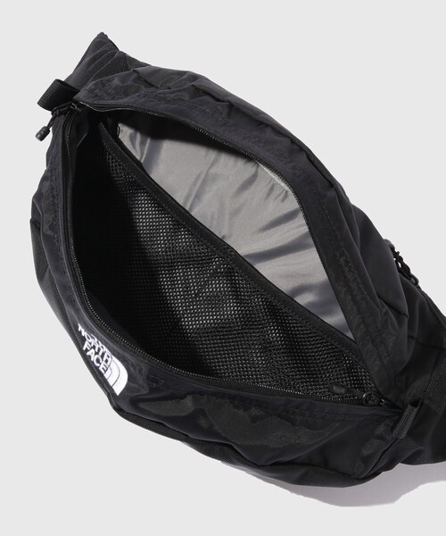 ADAM ET ROPE'(アダムエロペ)の「【THE NORTH FACE/ザ・ノース・フェイス】Sweep(ボディバッグ/ウエストポーチ・メンズ・ブラック/パープル/イエロー・F)」の13枚目の写真