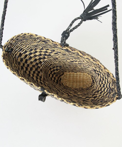 URBAN RESEARCH（アーバンリサーチ）の「ボルガバスケットショルダーバッグ（かごバッグ・レディース・NATURAL/NTL×BLK/PINK・-）」の12枚目の写真