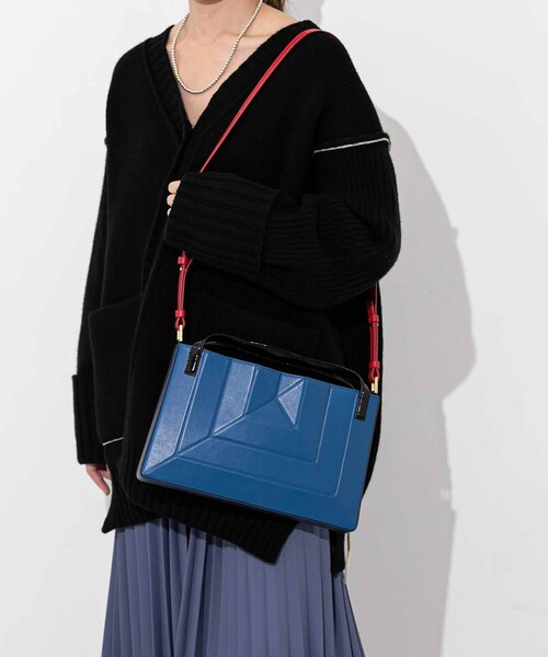 URBAN RESEARCH（アーバンリサーチ）の「mlouye　SERA TOTE（トートバッグ・レディース・IVORY/CO-BLUE・one/One）」の4枚目の写真