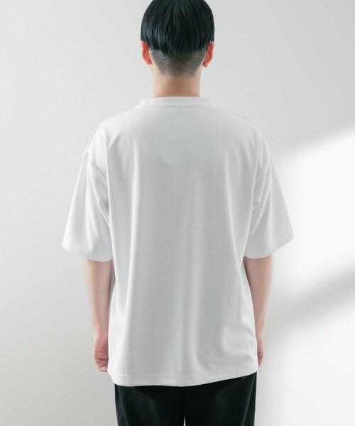 ITEMS URBANRESEARCH(アイテムズ アーバンリサーチ)の「『UR TECH ひやサラクール』 ライトポンチ トップス(Tシャツ/カットソー・メンズ・BLU/OFF/BLK/GREIGE/GRN・S/M/L/XL)」の18枚目の写真