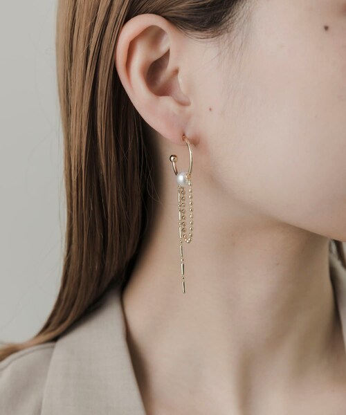 SMELLY（スメリー）の「チェーンコンビアシンメトリーピアス（ピアス（両耳用）・レディース・SLV/GLD・-）」の12枚目の写真