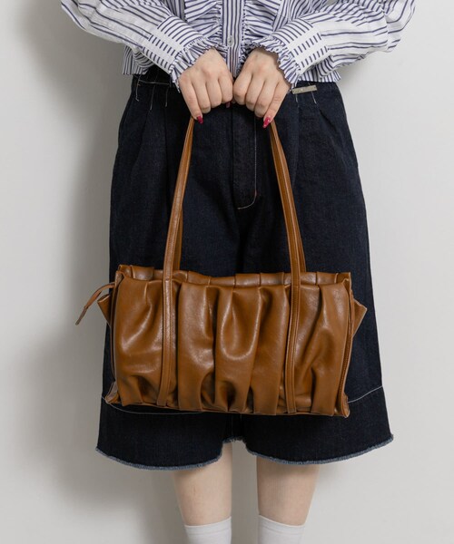 THE GOODLAND MARKET（ザグッドランドマーケット）の「ALICE MARTHA　RABBAH（トートバッグ・レディース・BLACK/TAN・Free）」の6枚目の写真