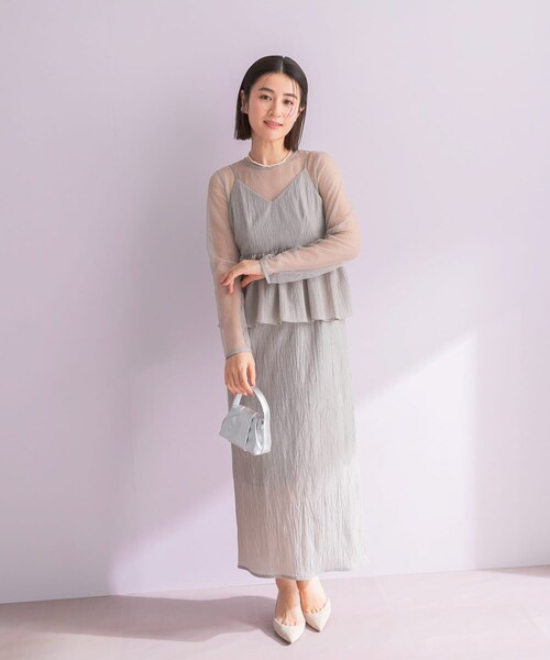 URBAN RESEARCH ROSSO（アーバンリサーチロッソ）の「kaene　レイヤードペプラムドレス（ワンピース・レディース・light gray/blue gray・S）」の9枚目の写真