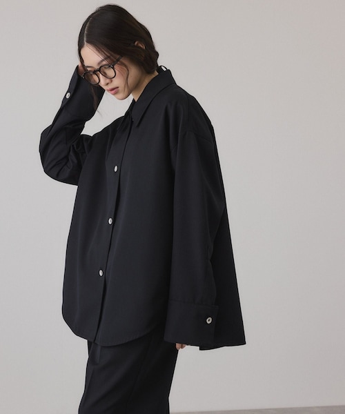 ADAM ET ROPE'（アダムエロペ）の「NIKKE TW DENIM SHIRT JACKET（ブルゾン・レディース・ブラック/ネイビー・F）」の13枚目の写真