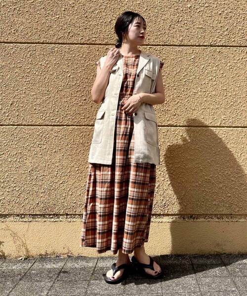 ITEMS URBANRESEARCH（アイテムズ アーバンリサーチ）の「ミリタリーベスト（ベスト・レディース・GRN/BEG/BLK・FREE）」の14枚目の写真