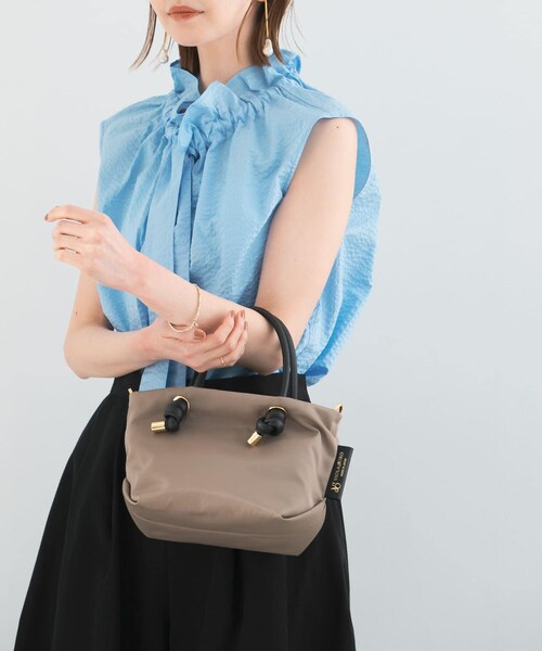 URBAN RESEARCH ROSSO（アーバンリサーチロッソ）の「VIOLAd’ORO　BIANCA XS（トートバッグ・レディース・PISOFF/BLKBLK/BLKTAUPE/TAUPEBK/ICETAU/DBEGBK/CORALTAU/DBRWNTAUPE/SBEGLGRN/DENIM/SBEGORANGE・XS）」の5枚目の写真